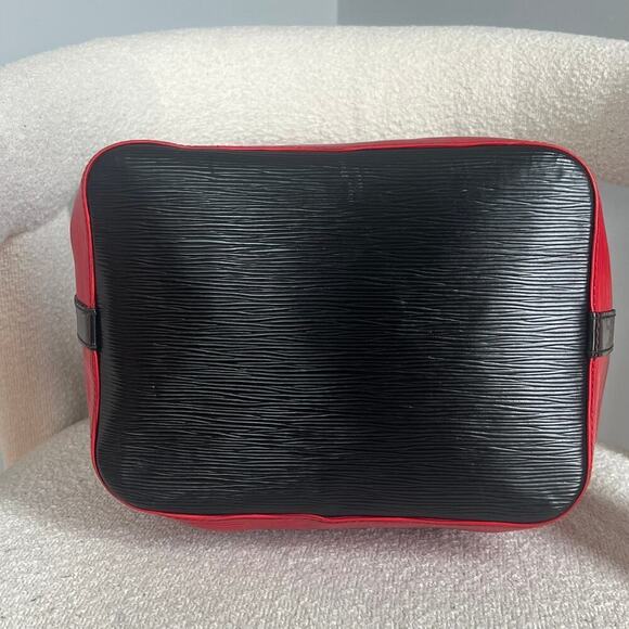 Louis Vuitton Petit Noe Epi Bucket Bag with Dustbag - Picture 7 of 14